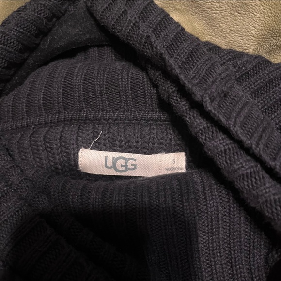 UGG Raelynn Sweater - Picture 4 of 6